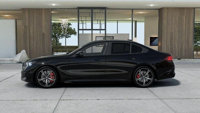 Neu BMW i5 Performance 250 kW (340 PS) 2026 Schwarz Limousine