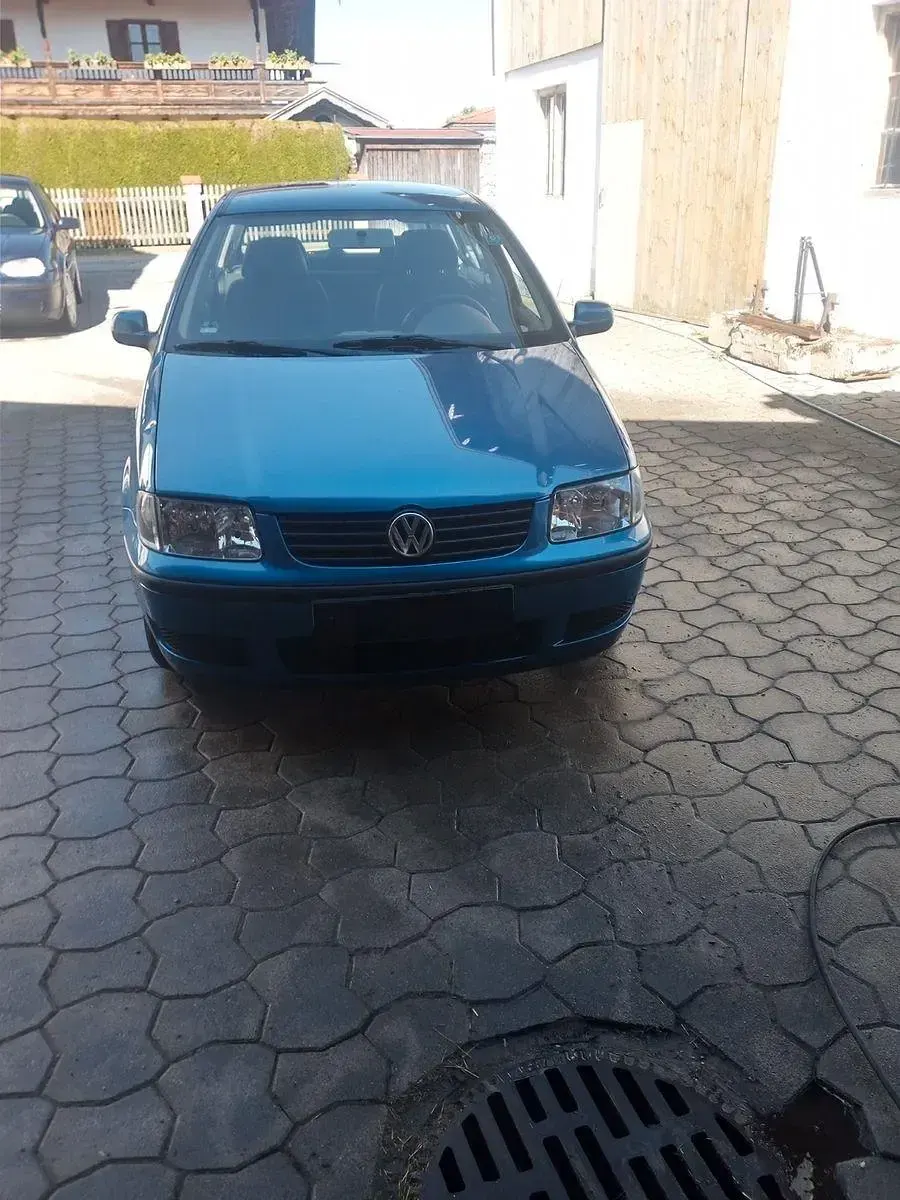 Gebraucht VW Polo 60 PS (44 kW) 2000 Blau Limousine