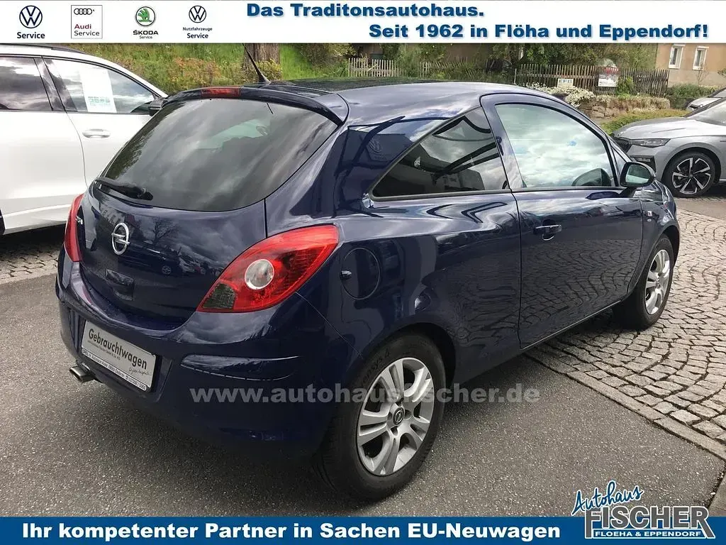 Gebraucht Opel Corsa Satellite 87 PS (63 kW) 2011 Royalblau Kleinwagen