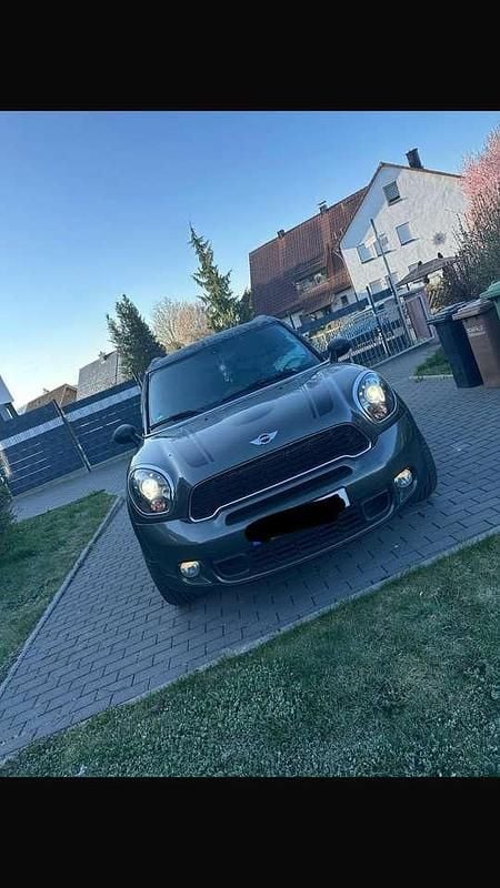 Grün Gebraucht 2012 Mini Cooper SD Countryman SUV | 8.999 € (Guter Preis) - Bild 1/4