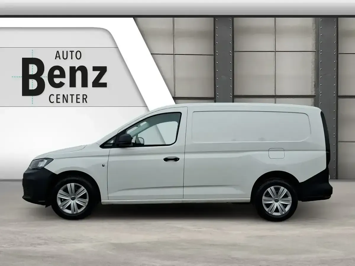 Używany VW Caddy 116 KM (85 kW) 2024 Biały Minivan