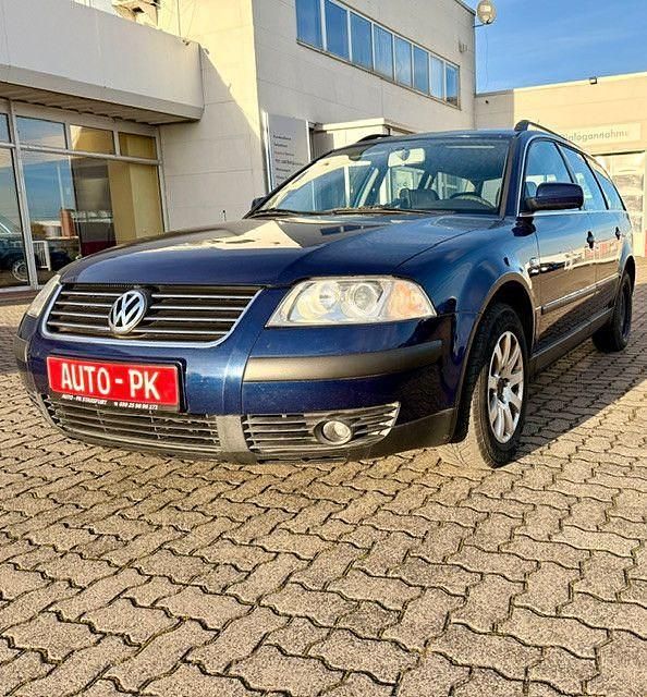 Blau Gebraucht 2001 VW Passat Comfortline Kombi | 1.600 € (Guter Preis) - Bild 1/4