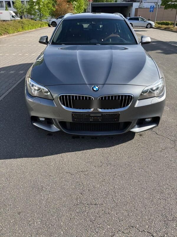 Grau Gebraucht 2015 BMW 530 M Sport Kombi | 15.950 € (Etwas zu teuer) - Bild 1/4