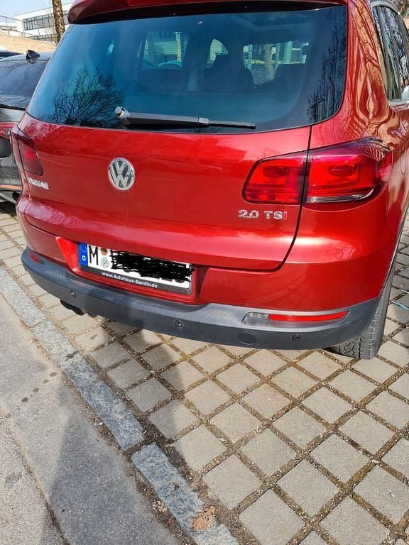 Gebraucht VW Tiguan 170 PS (125 kW) 2009 Rot SUV