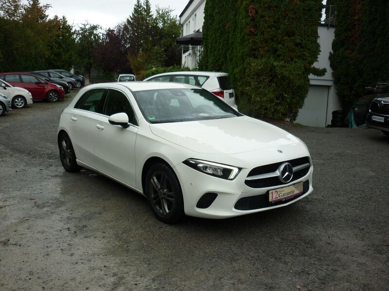 Gebraucht Mercedes A250 224 PS (164 kW) 2018 Polarweiss  unilack Limousine