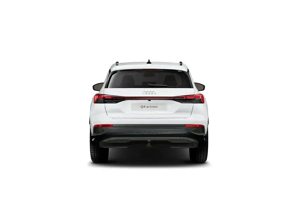 Używany Audi Q4 e-tron Ambiente 150 kW (204 KM) 2025 Biały SUV