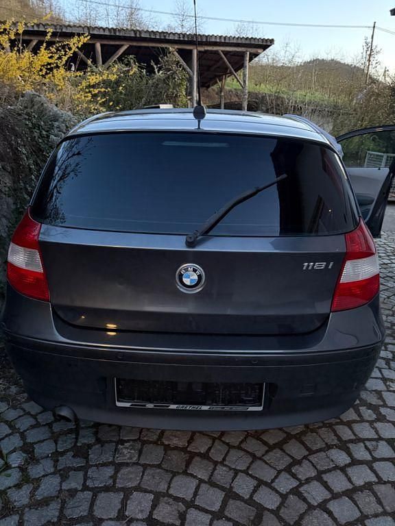 Gebraucht BMW 118 129 PS (94 kW) 2005 Grau Kleinwagen