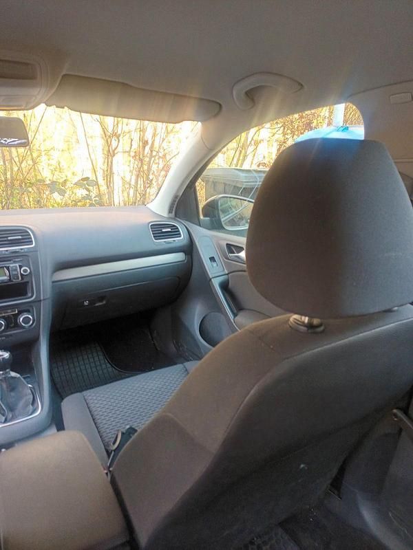 Gebraucht VW Golf VI Team 80 PS (58 kW) 2010 Schwarz Kleinwagen