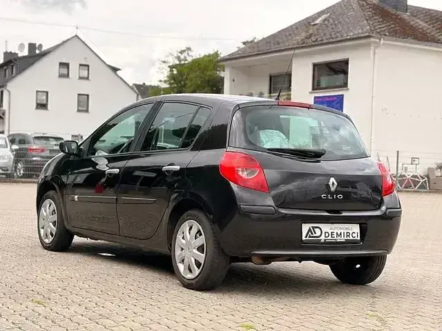 Gebraucht Renault Clio Dynamique 75 PS (55 kW) 2007 Schwarz Limousine