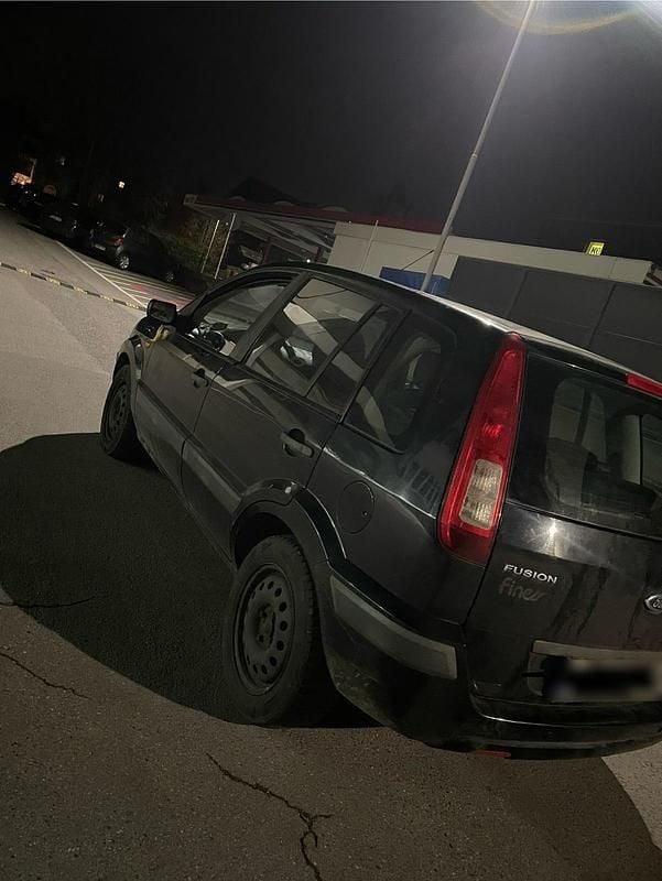 Gebraucht Ford Fusion 80 PS (58 kW) 2006 Schwarz Kleinwagen