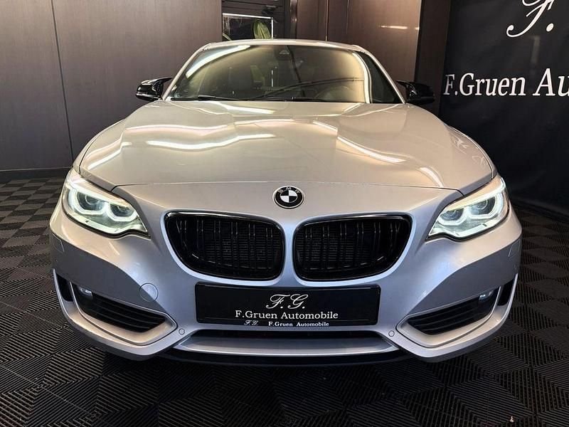 Gebraucht BMW 220 Advantage 184 PS (135 kW) 2016 Silber Coupé