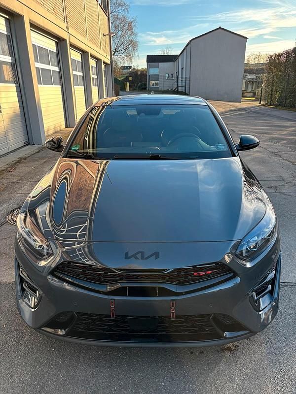 Gebraucht Kia ProCeed GT 204 PS (150 kW) 2022 Grau Kombi