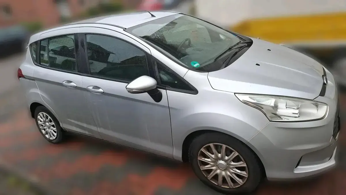 Occasion Ford B-MAX Trend 75 ch (55 kW) 2013 Argent Monospace