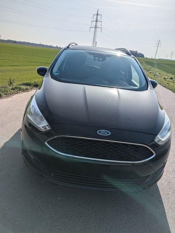 Gebraucht Ford Grand C-Max Cool & Connect 125 PS (91 kW) 2019 Schwarz Van / Kleinbus
