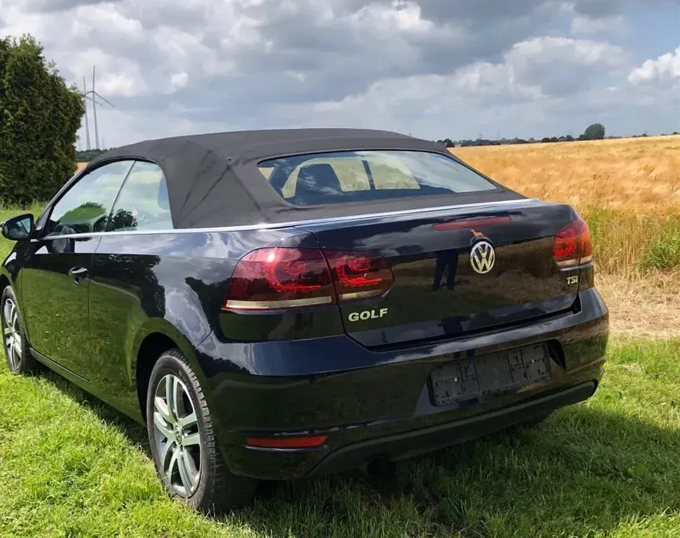 Gebraucht VW Golf 105 PS (77 kW) 2011 Schwarz Cabrio