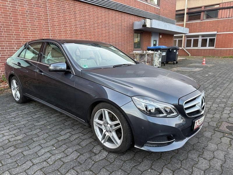 Gebraucht Mercedes E350 Avantgarde 252 PS (185 kW) 2013 Grau Limousine