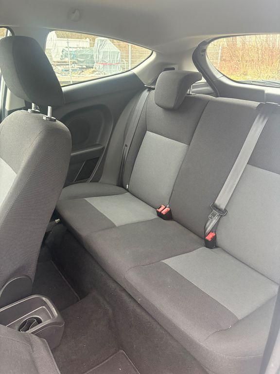 Gebraucht Ford Fiesta Trend 60 PS (44 kW) 2014 Grau Kleinwagen