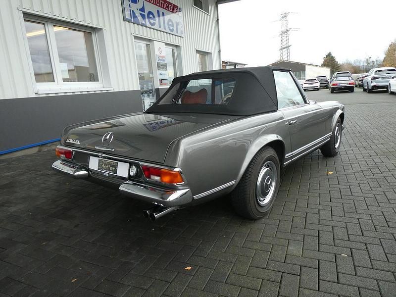 Gebraucht Mercedes SL280 170 PS (125 kW) 1968 Silber Cabrio