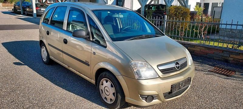 Gold Gebraucht 2006 Opel Meriva Basis Van / Kleinbus | 400 € (Fairer Preis) - Bild 1/4