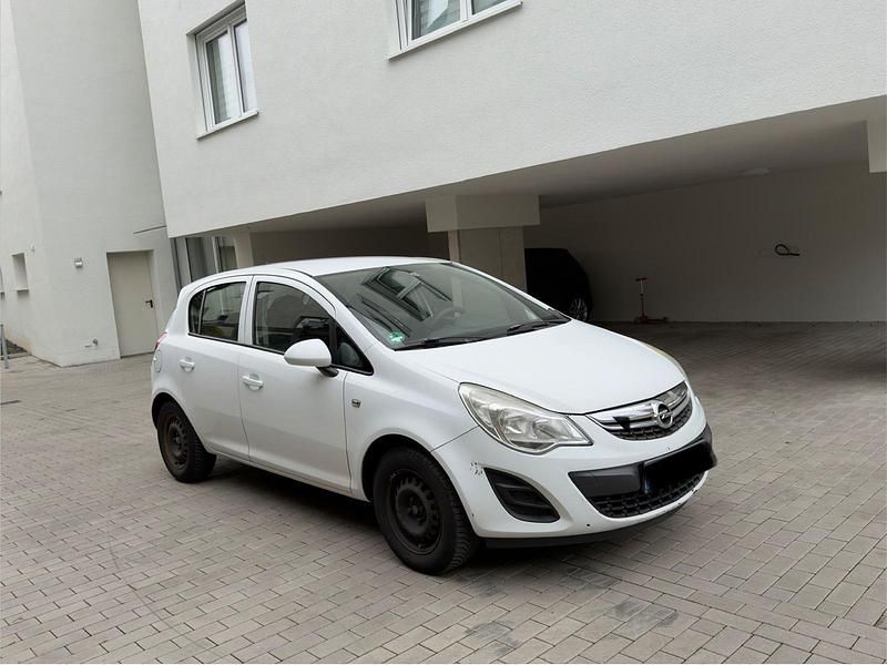 Gebraucht Opel Corsa 69 PS (50 kW) 2013 Weiß Kleinwagen