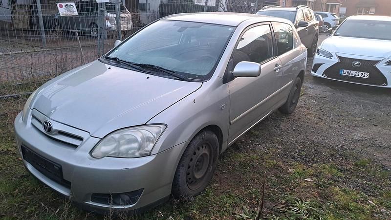 Gebraucht Toyota Corolla 90 PS (66 kW) 2006 Grau Kleinwagen