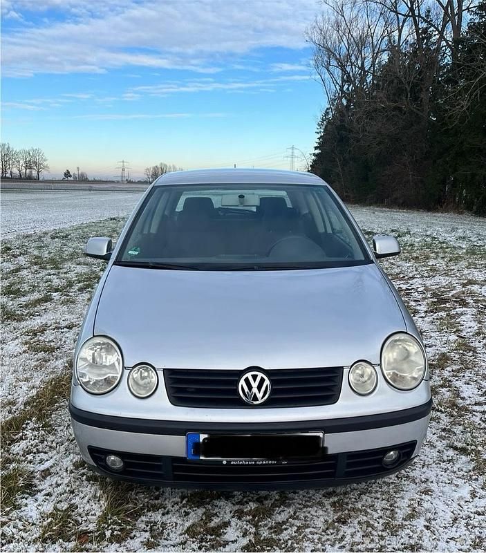 Silber Gebraucht 2002 VW Polo Kleinwagen | 550 € (Superpreis) - Bild 1/4