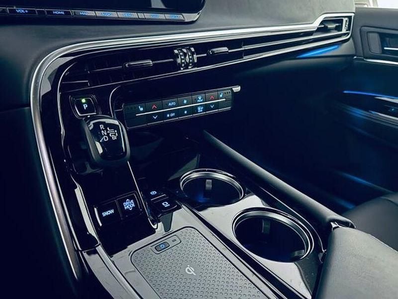 Gebraucht Toyota Mirai Executive 182 PS (133 kW) 2021 Precious silver Limousine