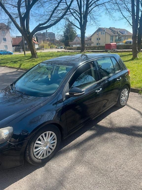 Schwarz Gebraucht 2009 VW Golf VI Trendline Limousine | 3.250 € (Fairer Preis) - Bild 1/4
