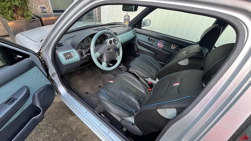 Usata Nissan Micra 60 CV (44 kW) 2002 Argento Utilitaria