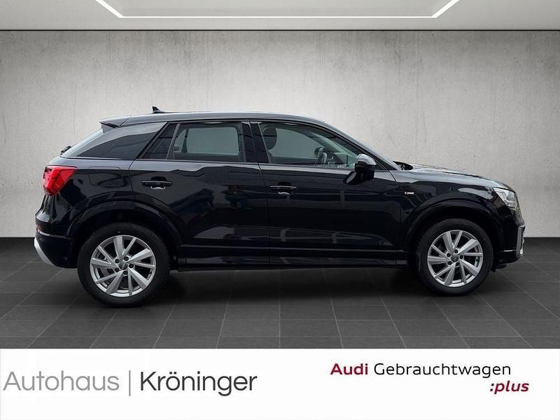 Gebraucht Audi Q2 Design 116 PS (85 kW) 2020 Mythosschwarz metallic SUV