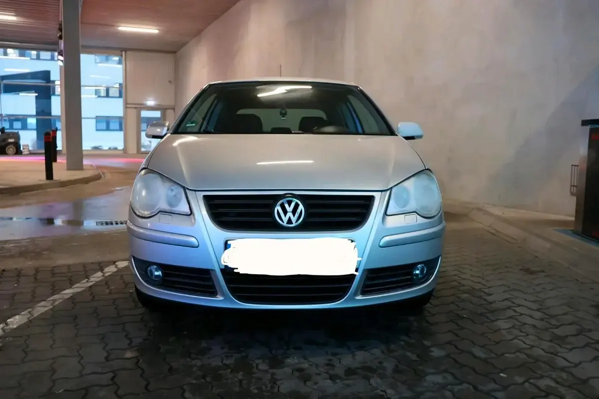 Gebraucht VW Polo 80 PS (58 kW) 2009 Silber Kleinwagen