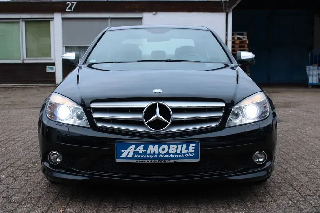 Gebraucht Mercedes C180 AMG line 156 PS (114 kW) 2008 Schwarz Limousine