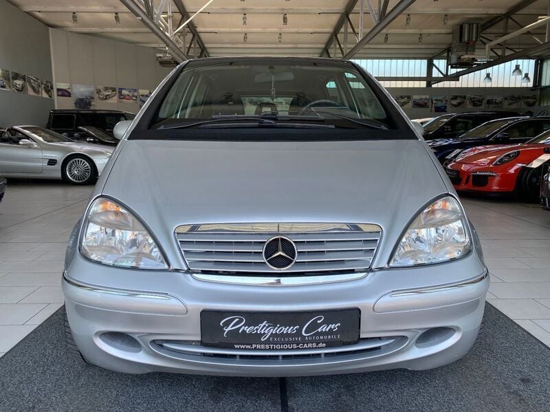 Silber Gebraucht 2001 Mercedes A190 Avantgarde Limousine | 1.949 € (Guter Preis) - Bild 1/4