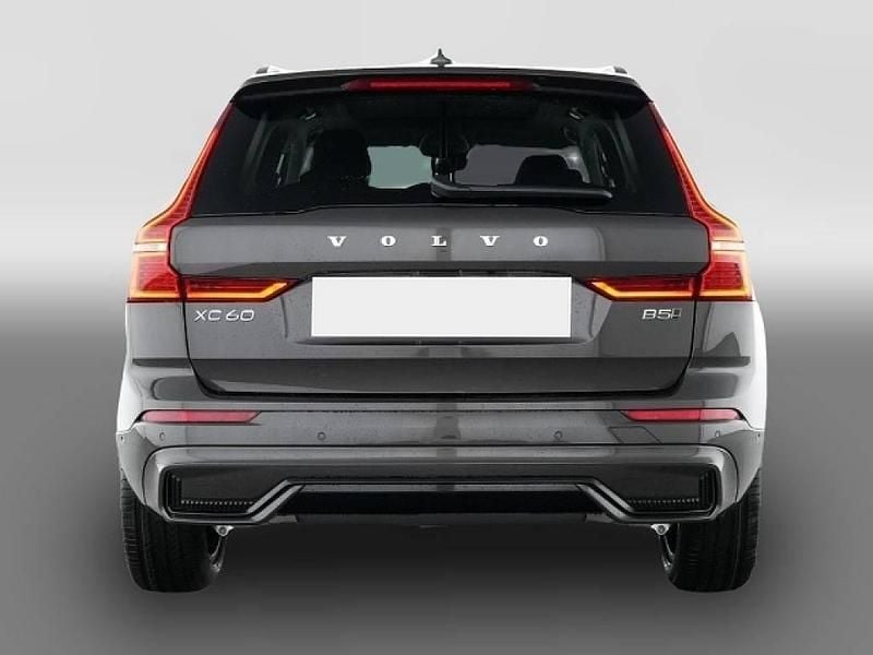 Gebraucht Volvo XC60 Plus 250 PS (183 kW) 2025 Grau SUV