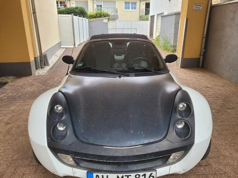 Weiß Gebraucht 2003 Smart Roadster Cabrio | 4.200 € (Fairer Preis) - Bild 1/4