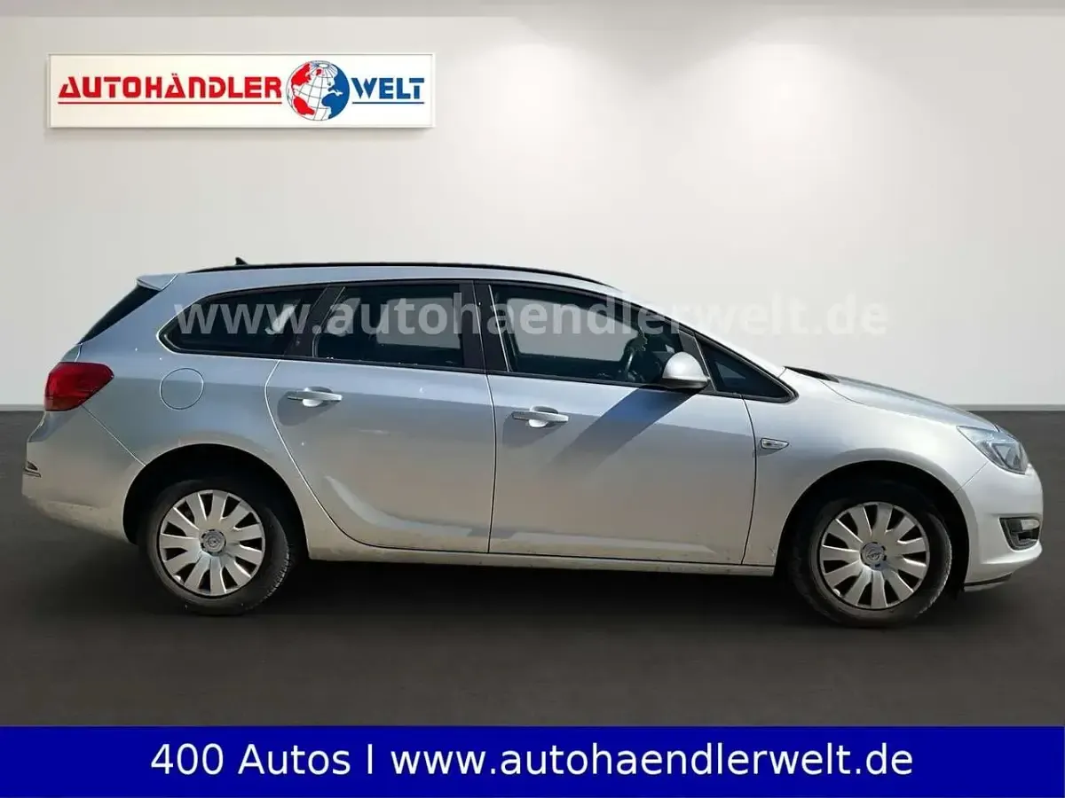 Gebraucht Opel Astra Edition 140 PS (102 kW) 2014 Grau Kombi