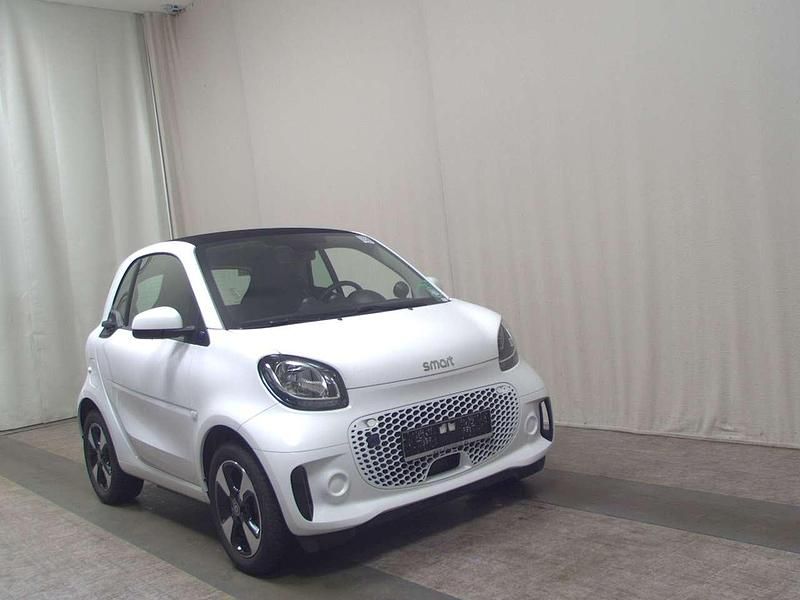 Gebraucht Smart ForTwo Coupé Passion 60 kW (82 PS) 2022 Tridion sicherheitszelle weiss Kleinwagen