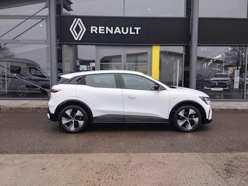 Gebraucht Renault Megane E-Tech Evolution 160 kW (218 PS) 2022 Weiß SUV