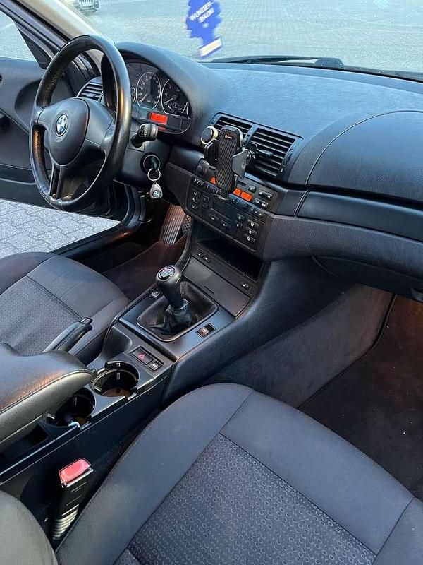 Gebraucht BMW 316 116 PS (85 kW) 2004 Limousine