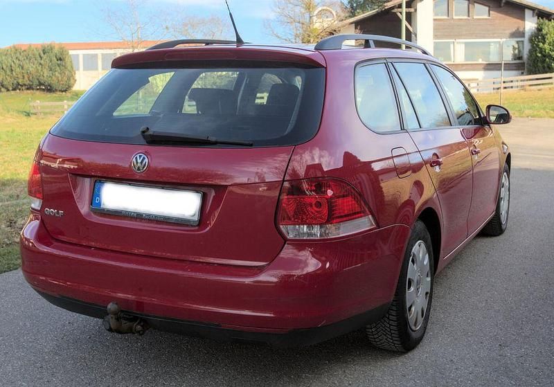 Gebraucht VW Golf V 80 PS (58 kW) 2009 Rot Kombi