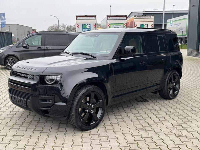 Neu Land Rover Defender HSE Dynamic 426 PS (313 kW) 2026 Schwarz SUV