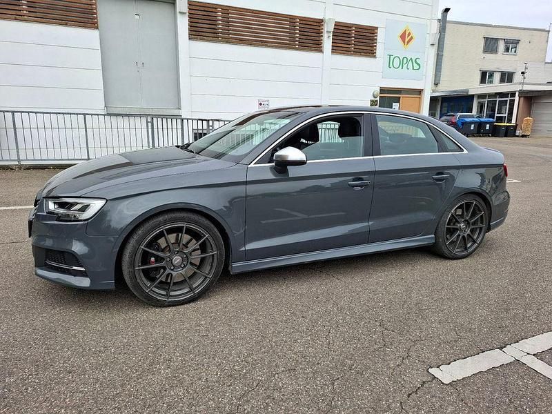 Gebraucht Audi S3 Sport 347 PS (255 kW) 2017 Grau Limousine