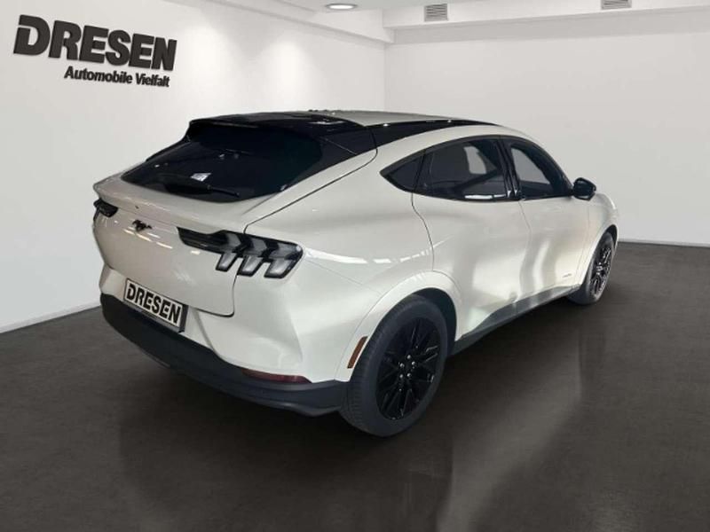 Gebraucht Ford Mustang Mach-E Premium 216 kW (294 PS) 2025 Starweiß metallic SUV