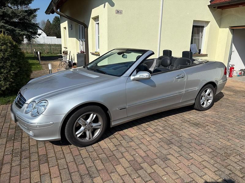Gebraucht Mercedes CLK200 120 PS (88 kW) 2003 Silber Cabrio