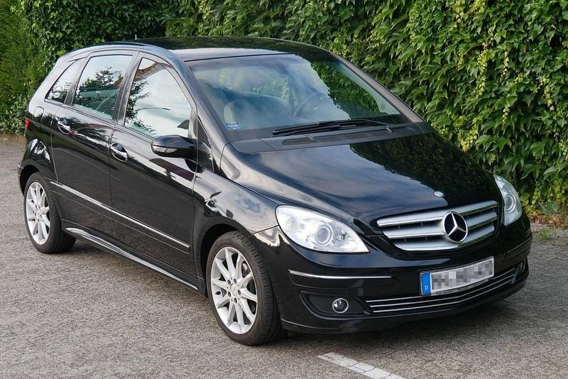 Schwarz Gebraucht 2008 Mercedes B170 Sport Van / Kleinbus | 3.990 € (Guter Preis) - Bild 1/4