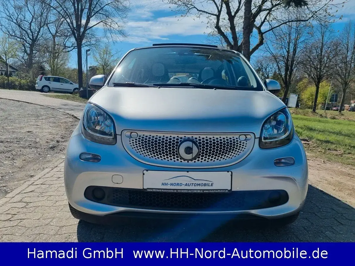 Używany Smart ForFour 71 KM (52 kW) 2015 Srebrny Hatchback