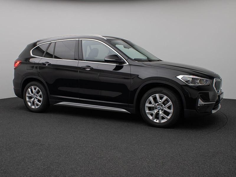 Gebraucht BMW X1 Performance 220 PS (161 kW) 2021 Schwarz 2668schwarz SUV