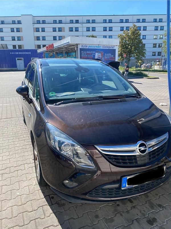 Gebraucht Opel Zafira Tourer 160 PS (117 kW) 2012 Braun Van / Kleinbus