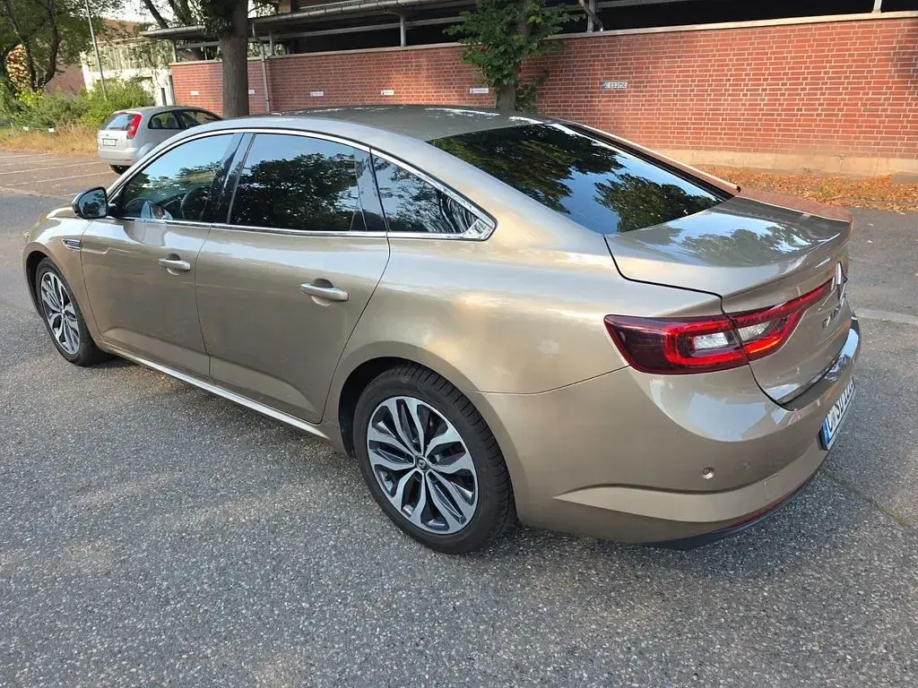 Gebraucht Renault Talisman Intens 160 PS (117 kW) 2018 Gold Limousine