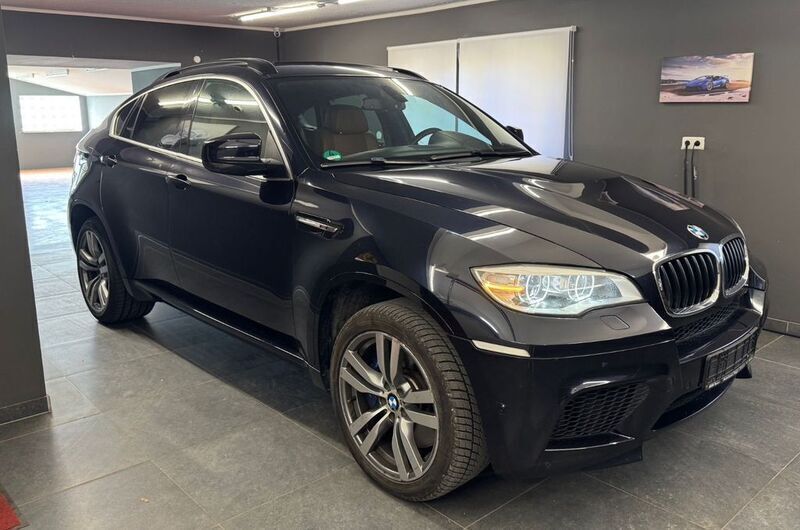 Schwarz Gebraucht 2013 BMW X6 M Performance SUV | 22.990 € (Guter Preis) - Bild 1/4